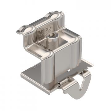 Abraçadeira final para montagem de módulo fotovoltaico, espaço livre