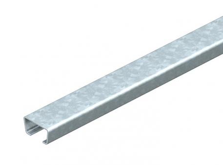 Perfil AML3518, rasgo 16,5 mm, FT, não perfurado 2000 | 35 | 18 | 1,5 | Aço | Galvanizado por imersão a quente após maquinação | 